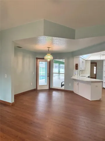 Dinette/Breakfast Nook