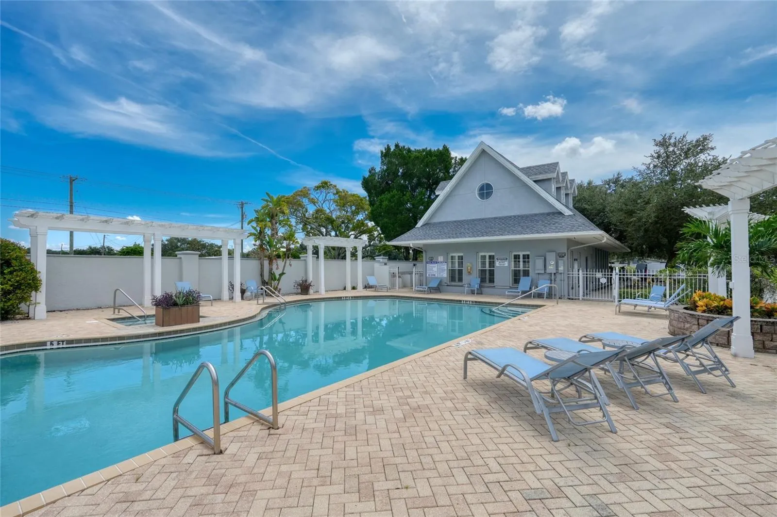 Pool, Heated Spa and Clubhouse