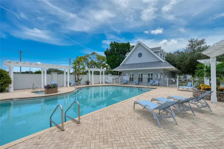 Pool, Heated Spa and Clubhouse