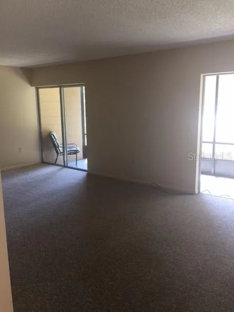 Living  room/dining room