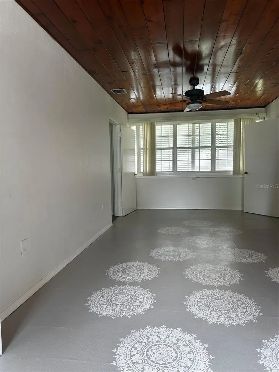 Bonus room