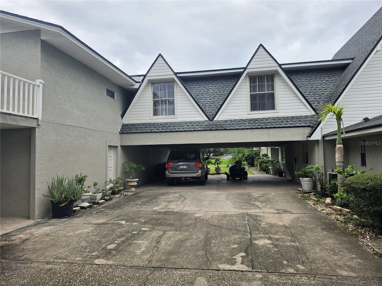 Carport