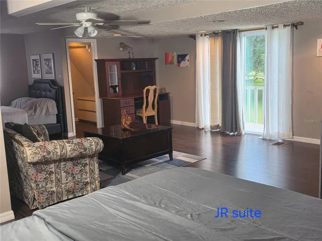 Up stair bedroom view