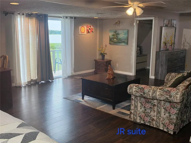 Up stair bedroom