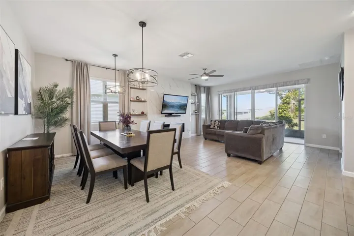 Dining / Living Room Combo