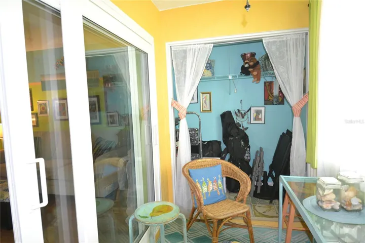 Lanai sitting room