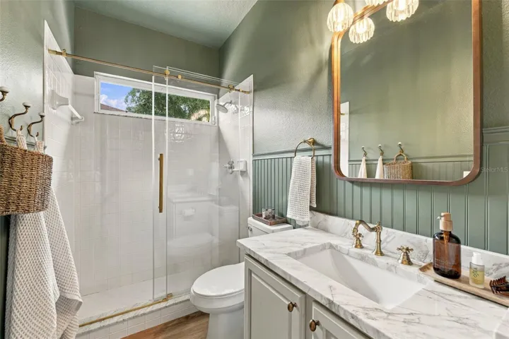 Guest Bathroom / Bathroom 1
