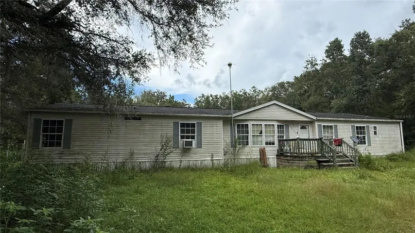 1999 Double Wide on 3+ acres