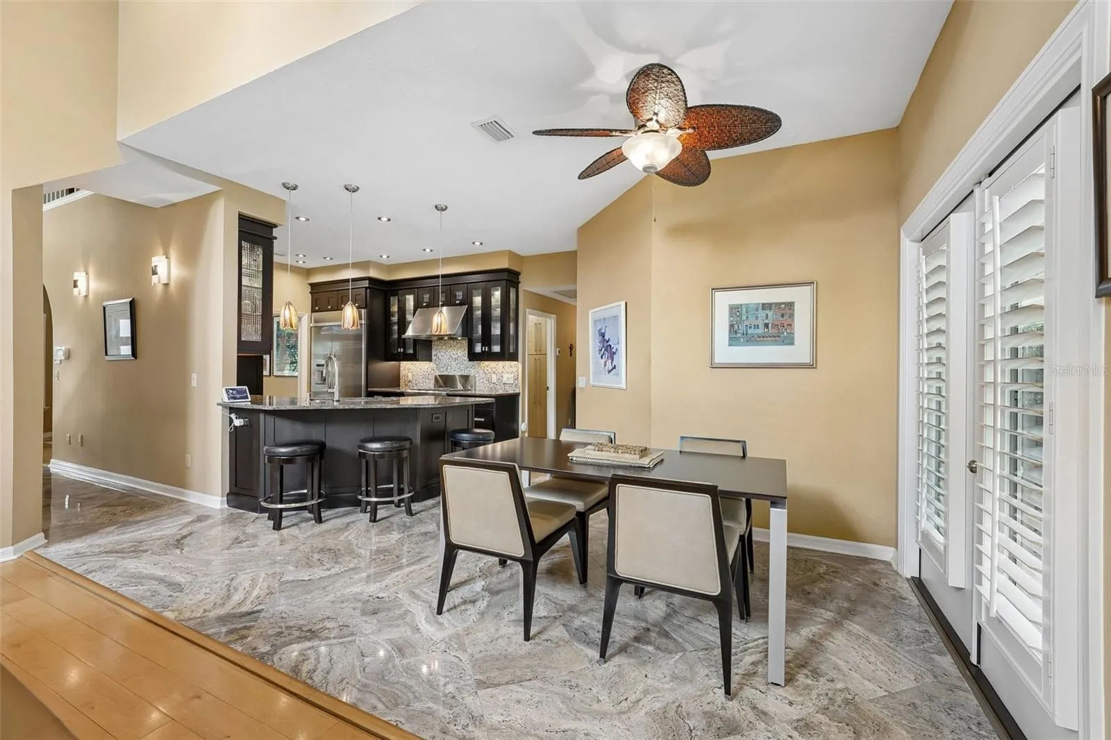 Breakfast Nook