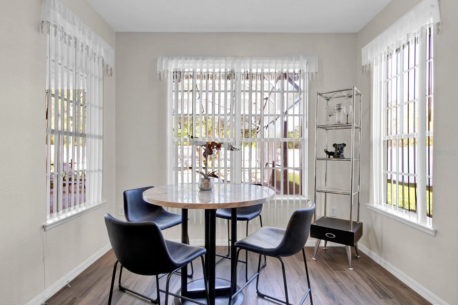 Breakfast Nook