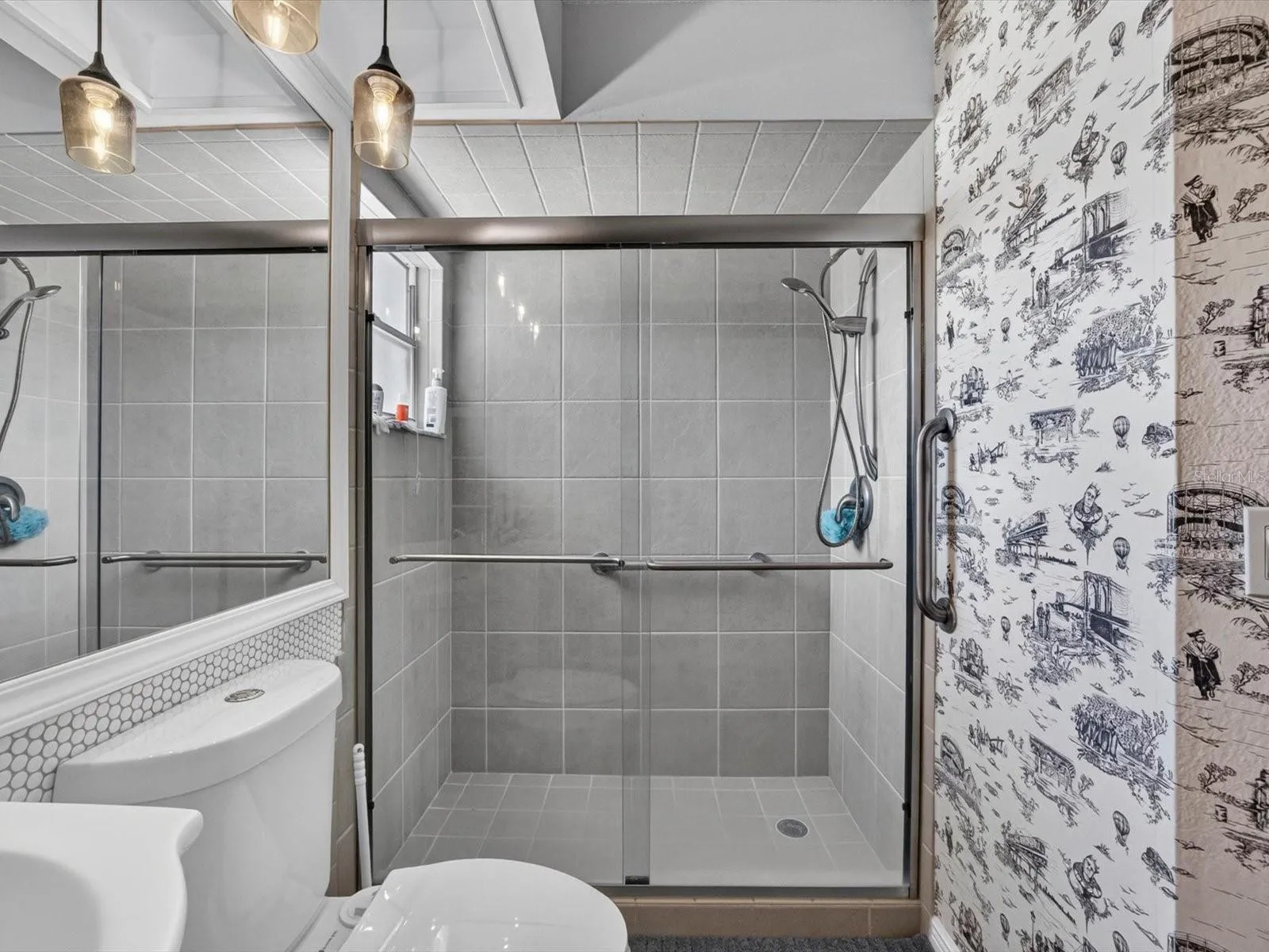 Guest Bathroom 2 Walk in Shower