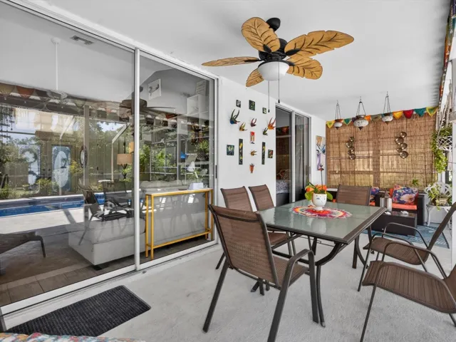 Covered and Screened Lanai Space