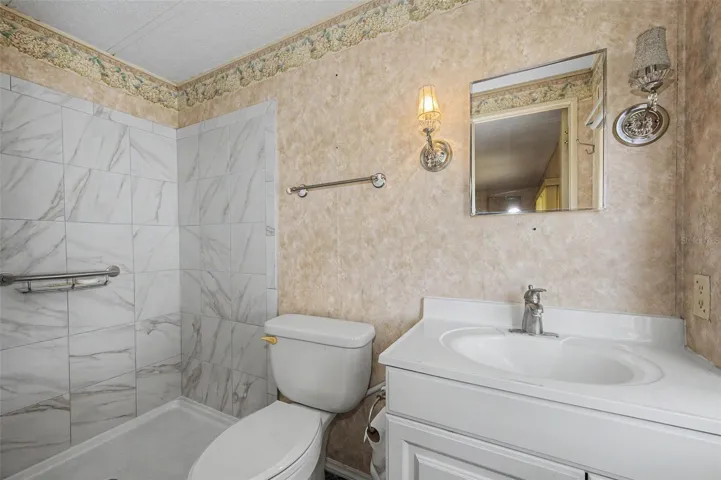 UPDATED PRIMARY BATHROOM