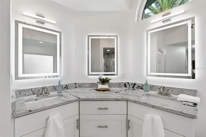 Double vanity