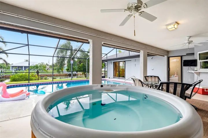 Hot tub