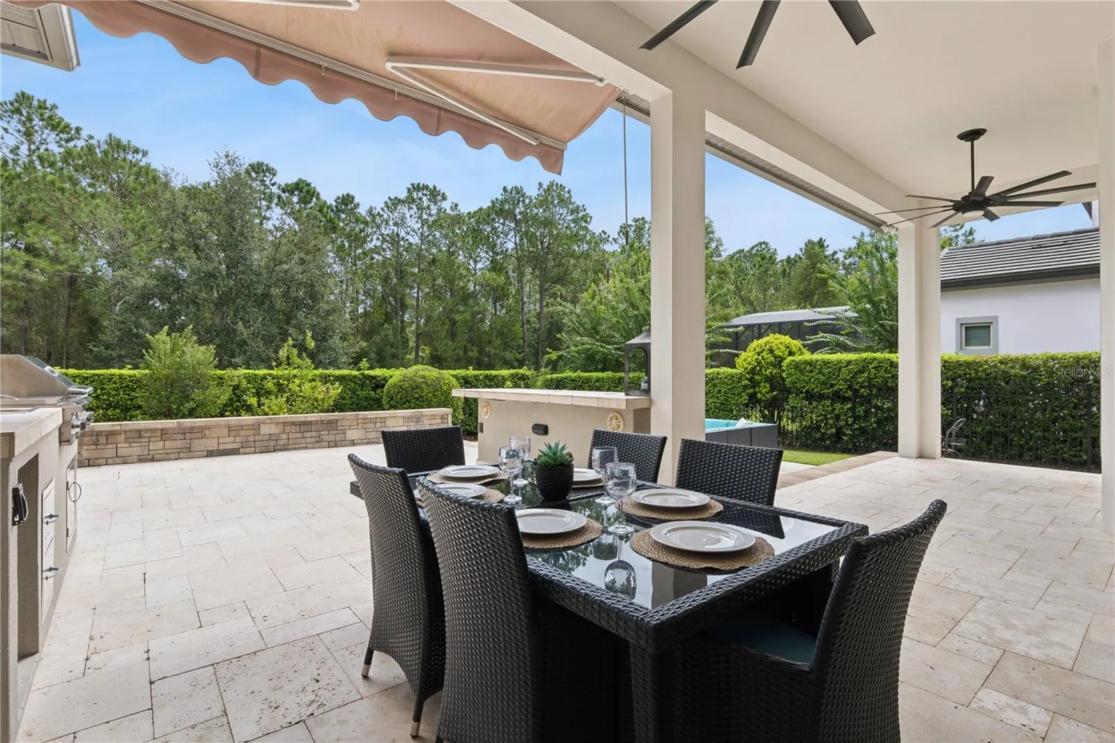 Outdoor Dining Space
