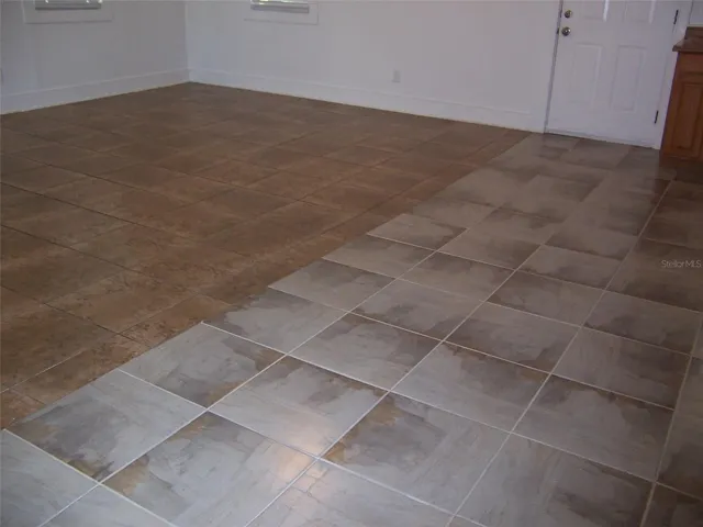 SPACIOUS GREAT ROOM WITH KITCHEN, TILE FLOOR