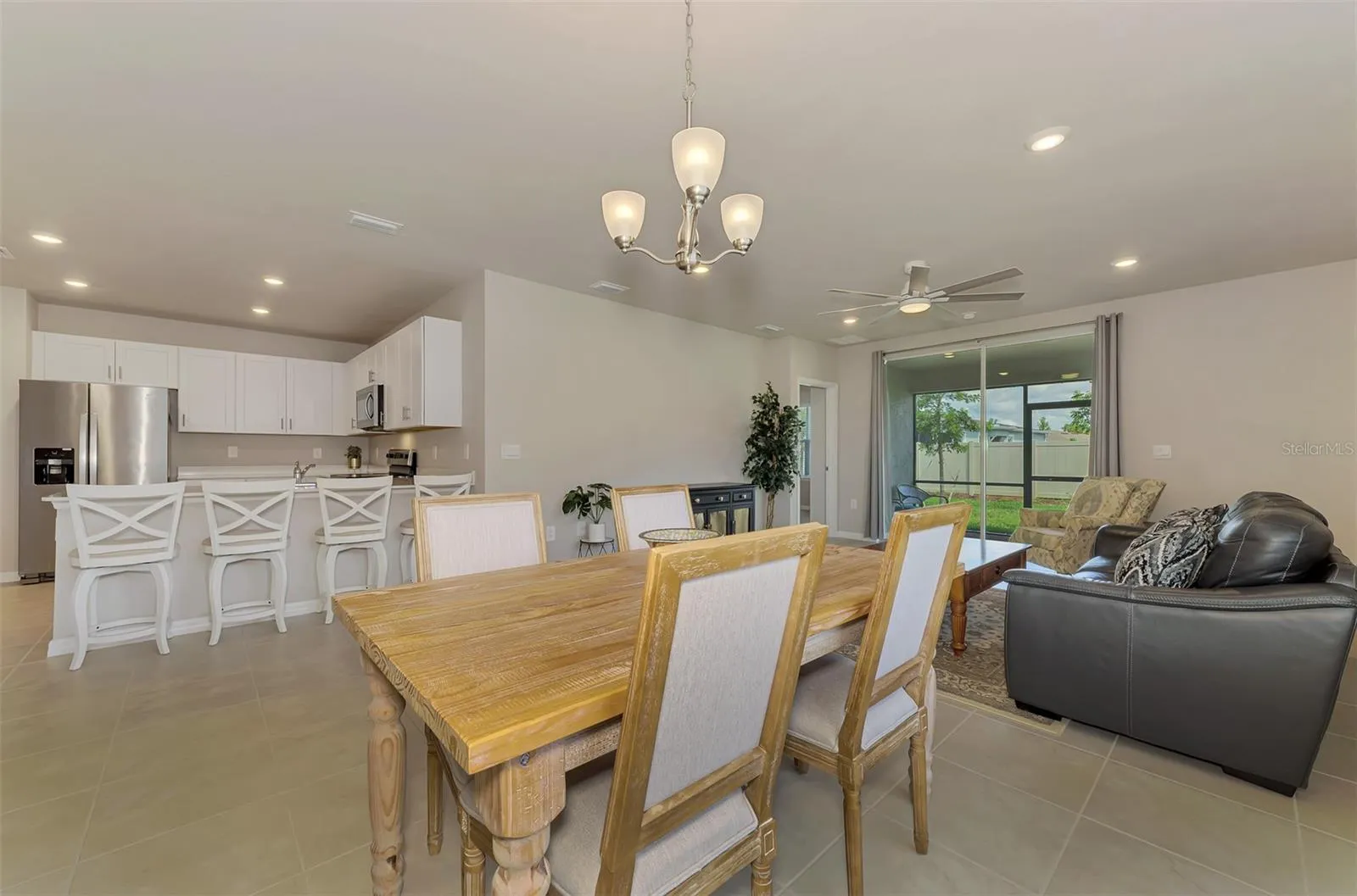 VIEWING ANOTHER ANGLE OF THE OPEN CONCEPT AREA