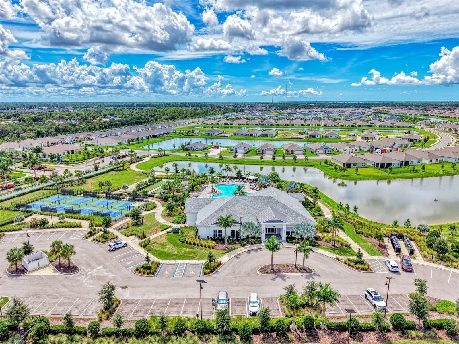 ARIEL VIEW OF CLUB HOUSE AND AMENTITIES