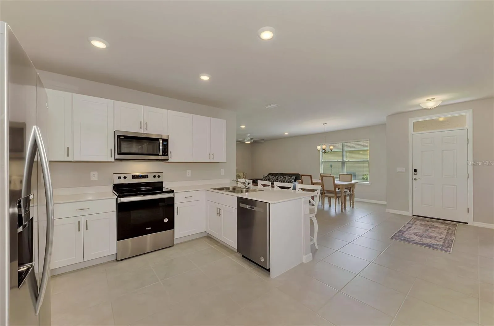 OPEN AREA KITCHEN/FLORIDA ROOM