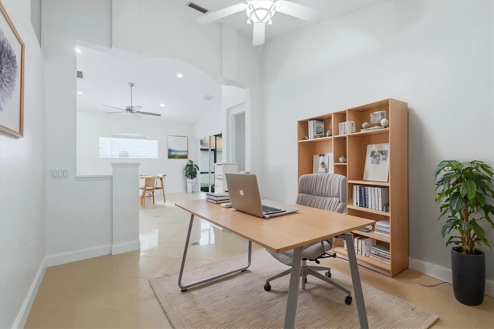 Office/Den/Flex Space