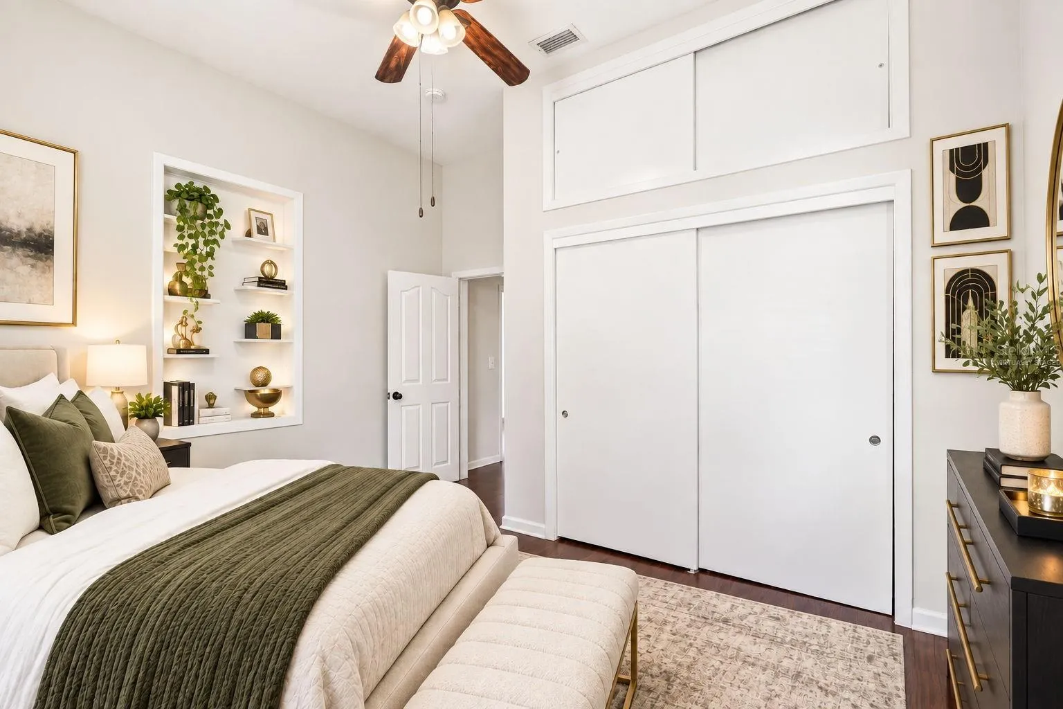 Front bedroom virtually staged