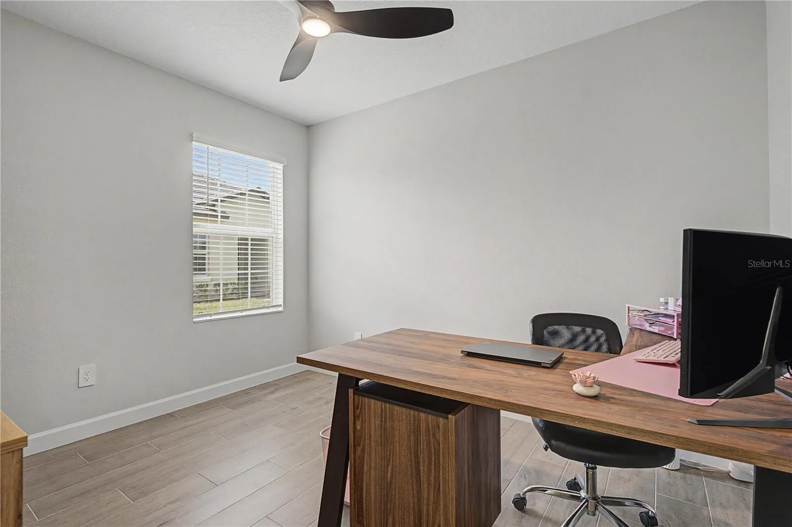 Office / Den