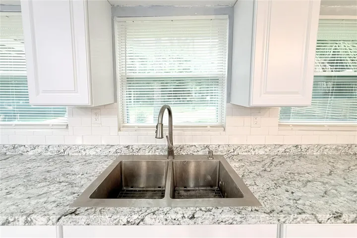 KITCHEN  SINK