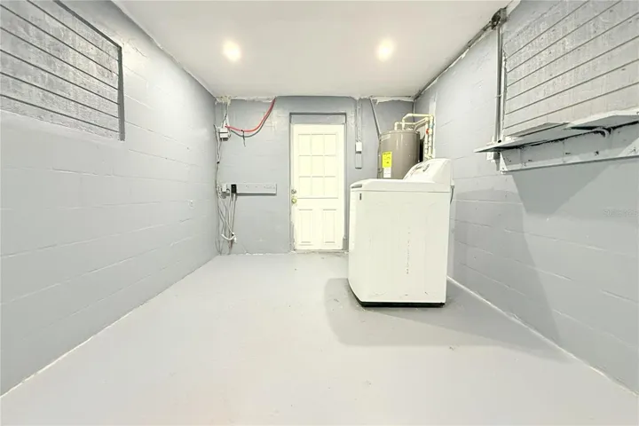 INTERIOR LAUNDRY ROOM/GYM/MAN CAVE