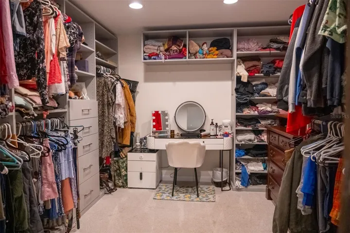 Bedroom 1 walk-in-closet