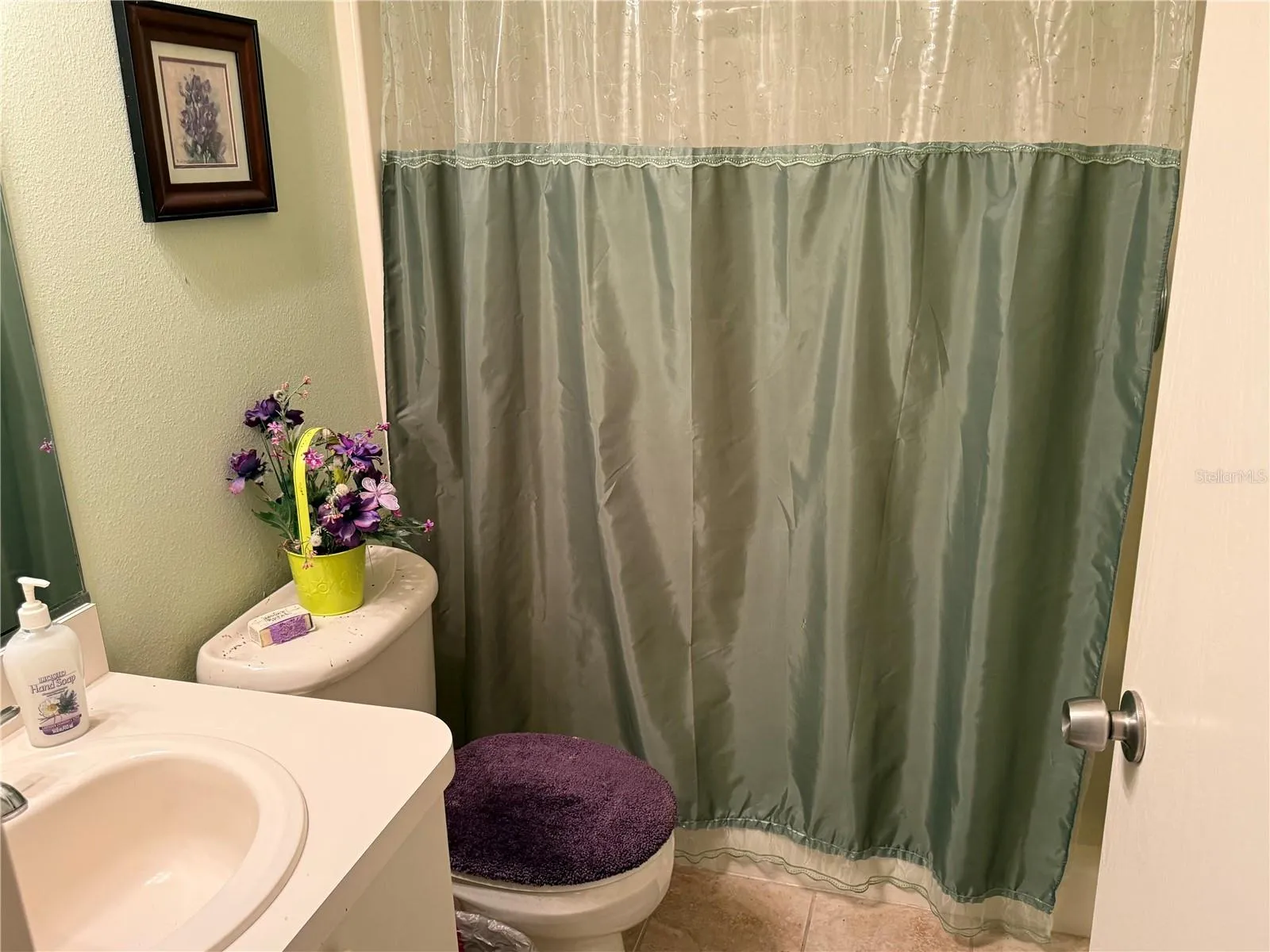 Primary en-suite Bath