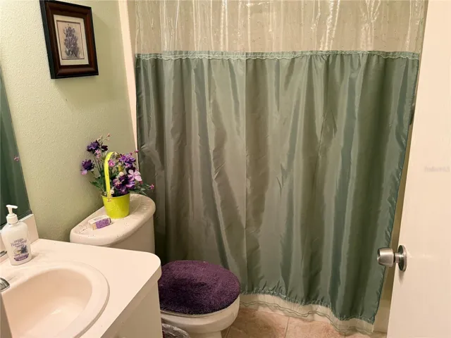 Primary en-suite Bath