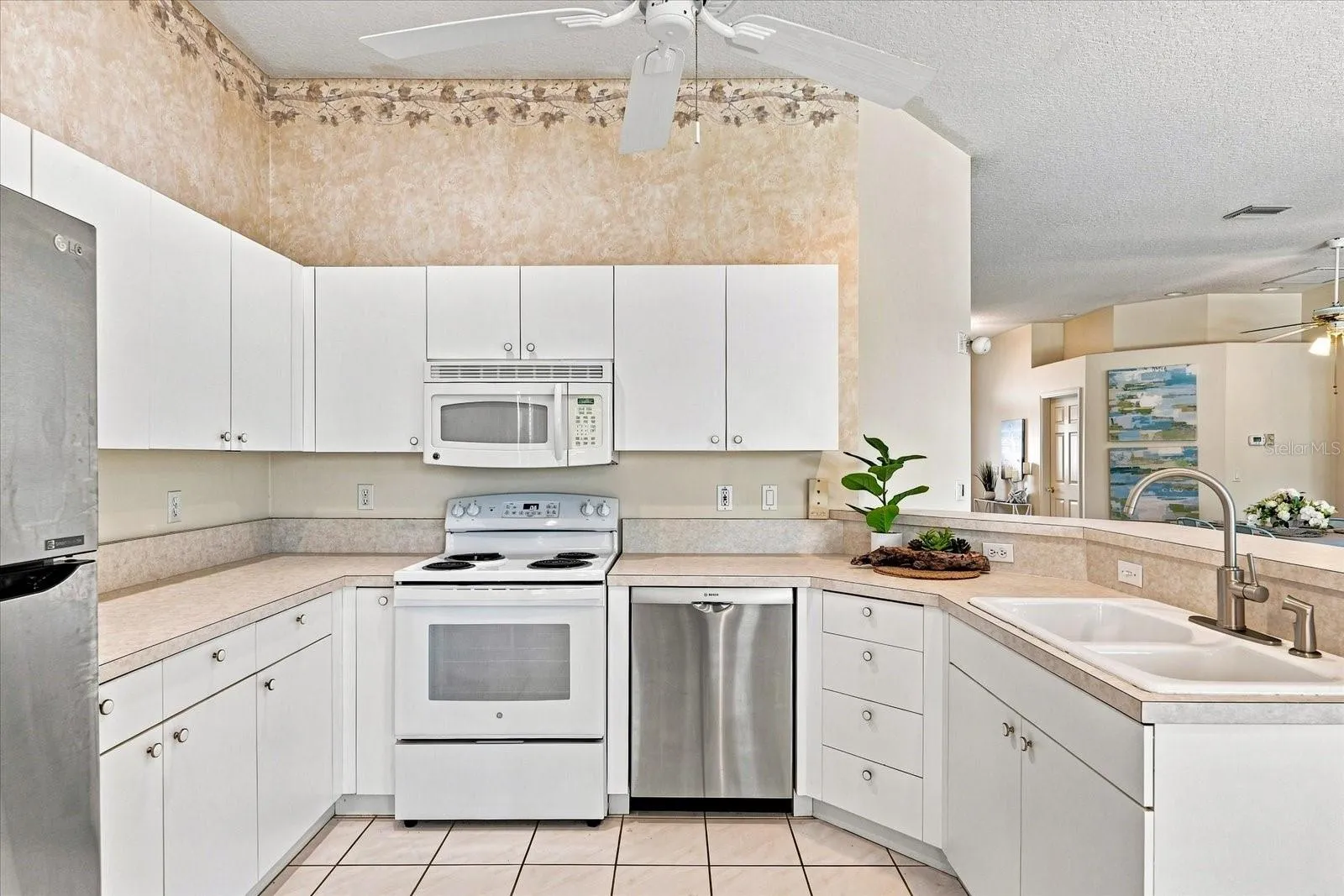 Kitchen nook
