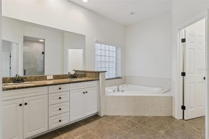 Primary Ensuite Bathroom