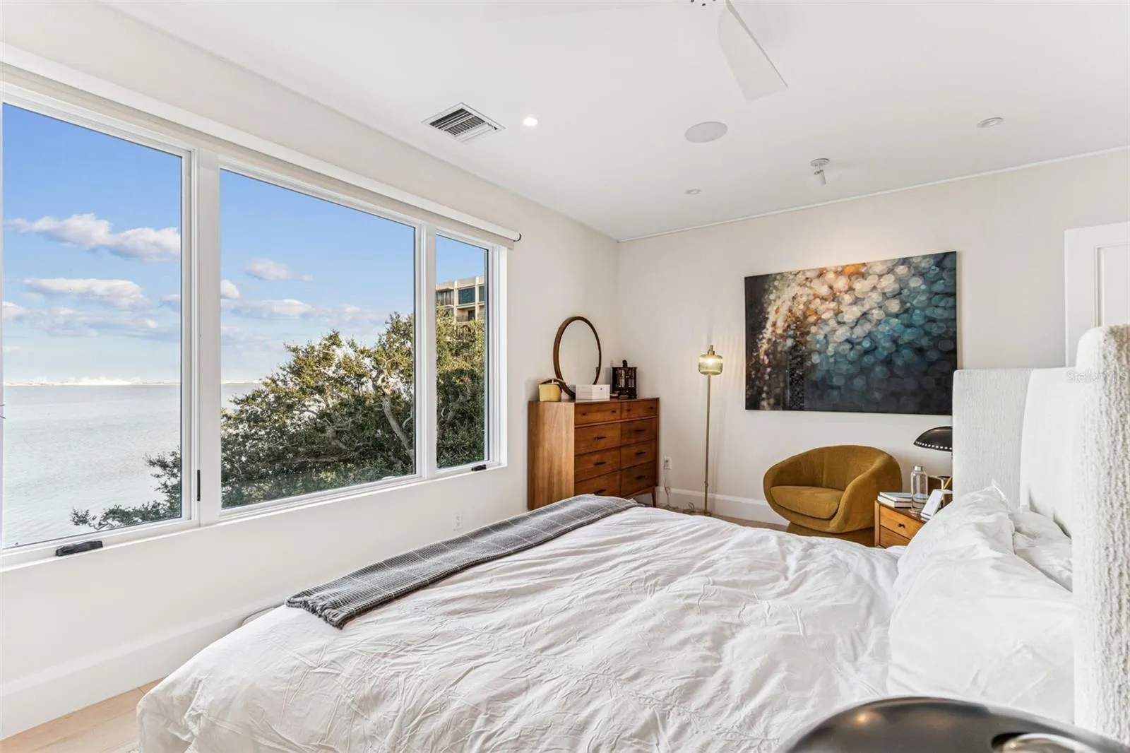 Primary Bedroom/View/3rd Floor