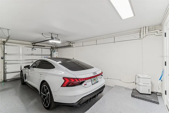 Garage 1