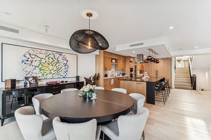 Dining Room/Kitchen