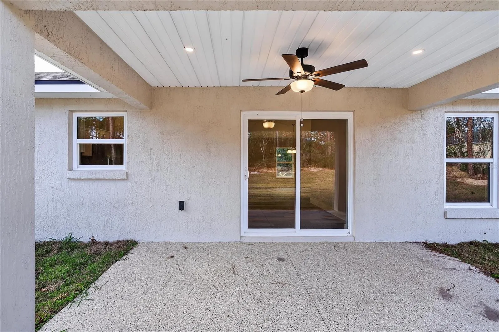 MODEL HOME PHOTO — NOT THE SUBJECT PROPERTY