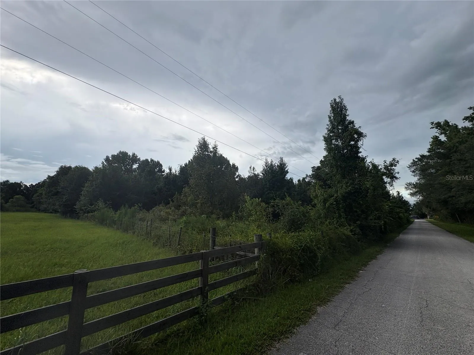 Neighboring Property & CR-751