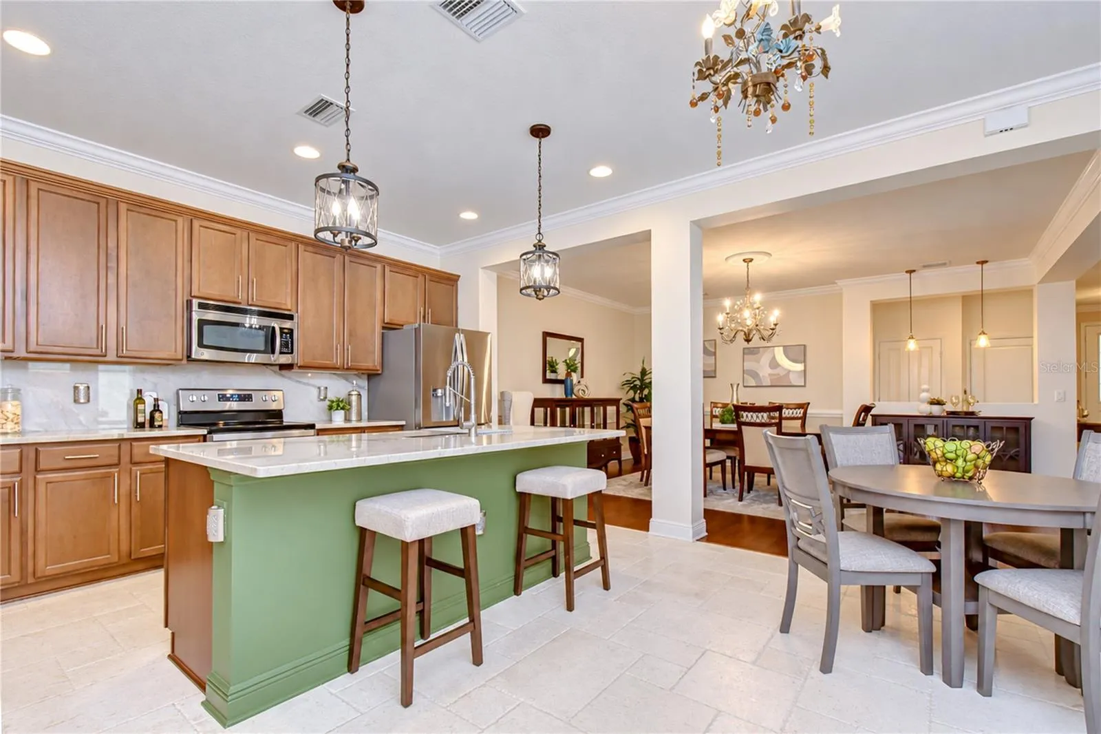Stunning and Open Kitchen