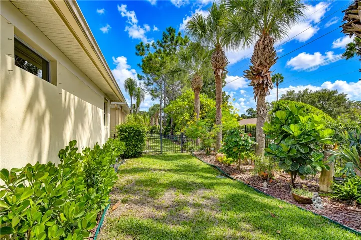 Private and fenced yard