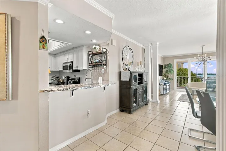 Entry area to dining room