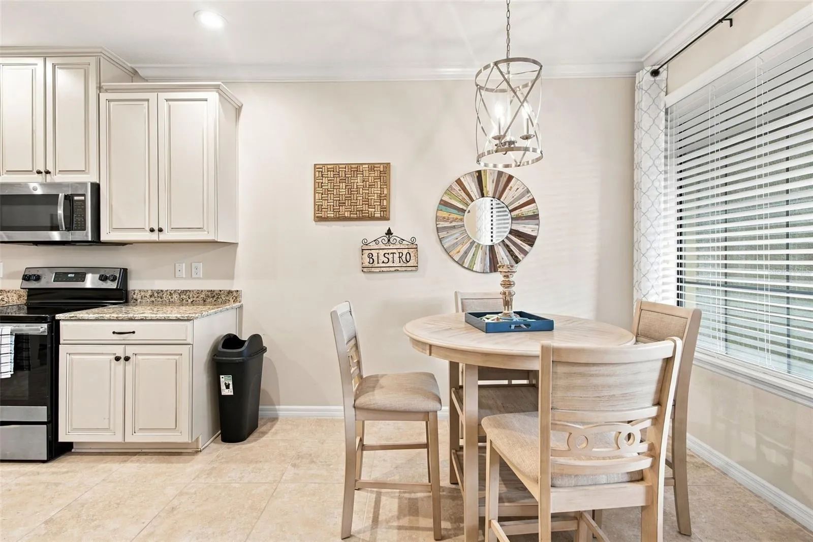 Breakfast Nook / Kitchen