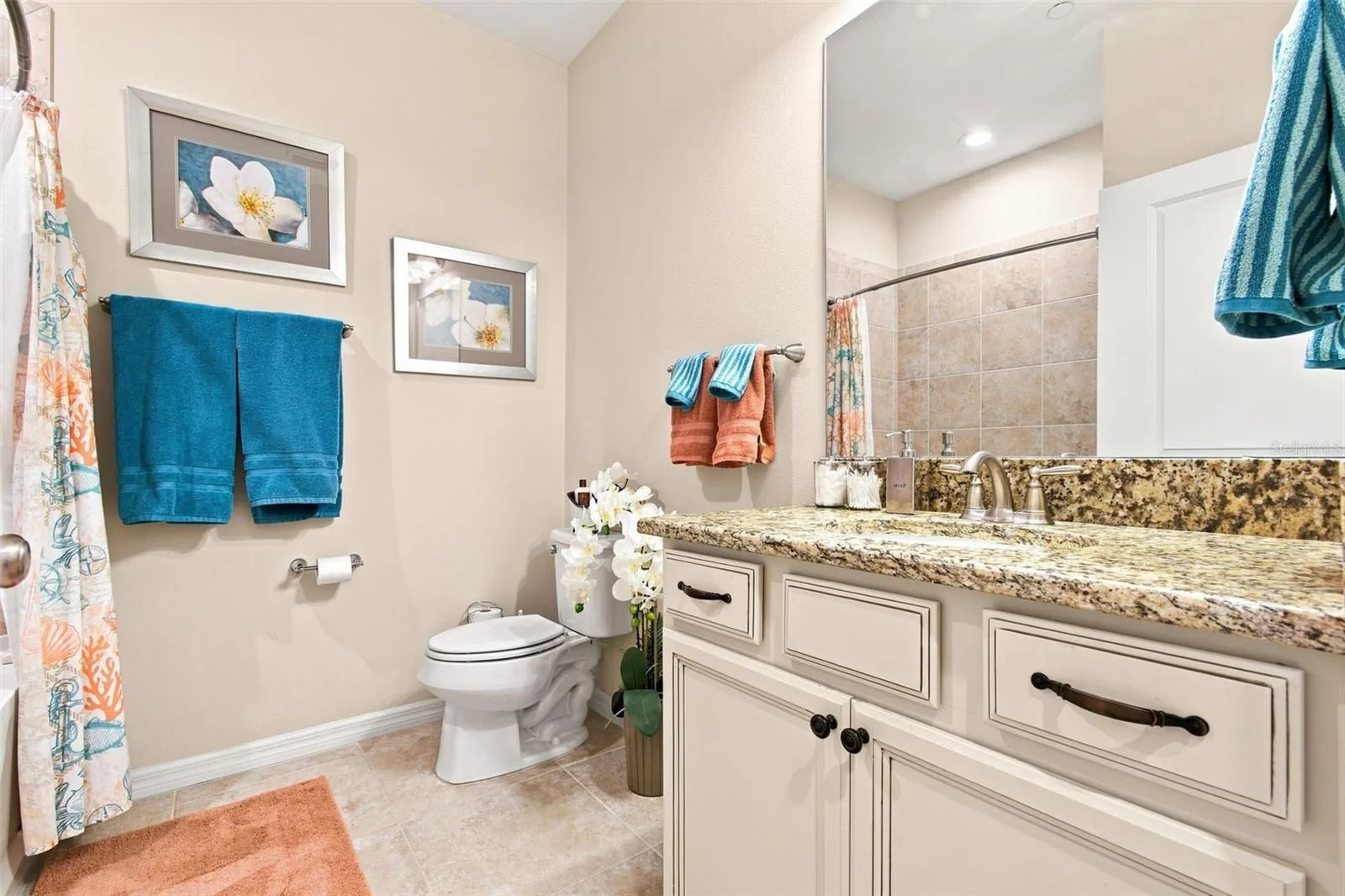 Second Bathroom with Tub/Shower