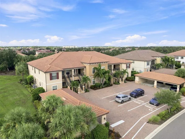 Welcome home to your ground-floor unit