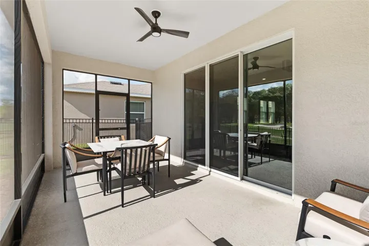 SCREENED IN LANAI