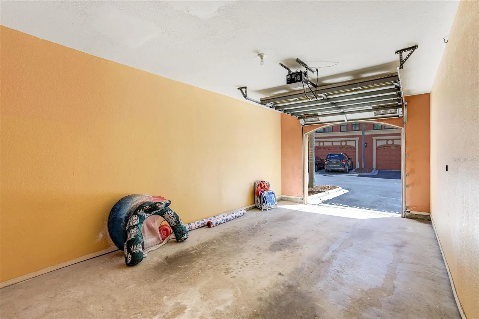 Private, deeded garage