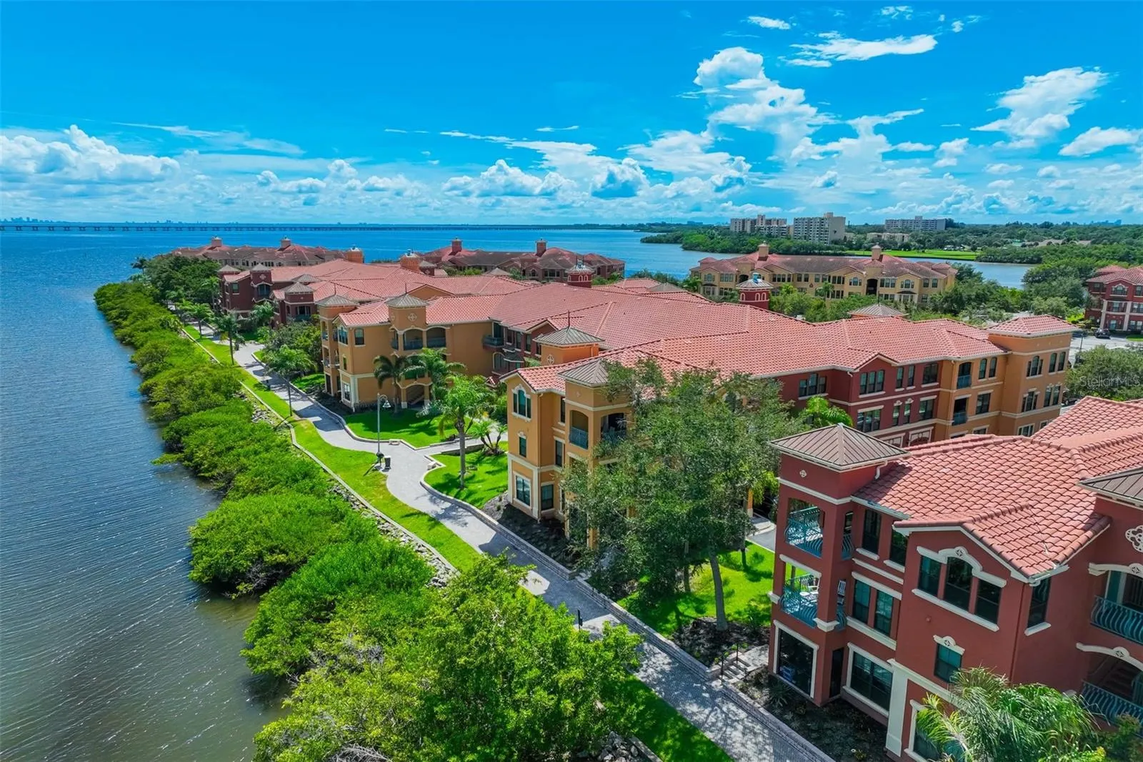 Top floor, corner unit with water views