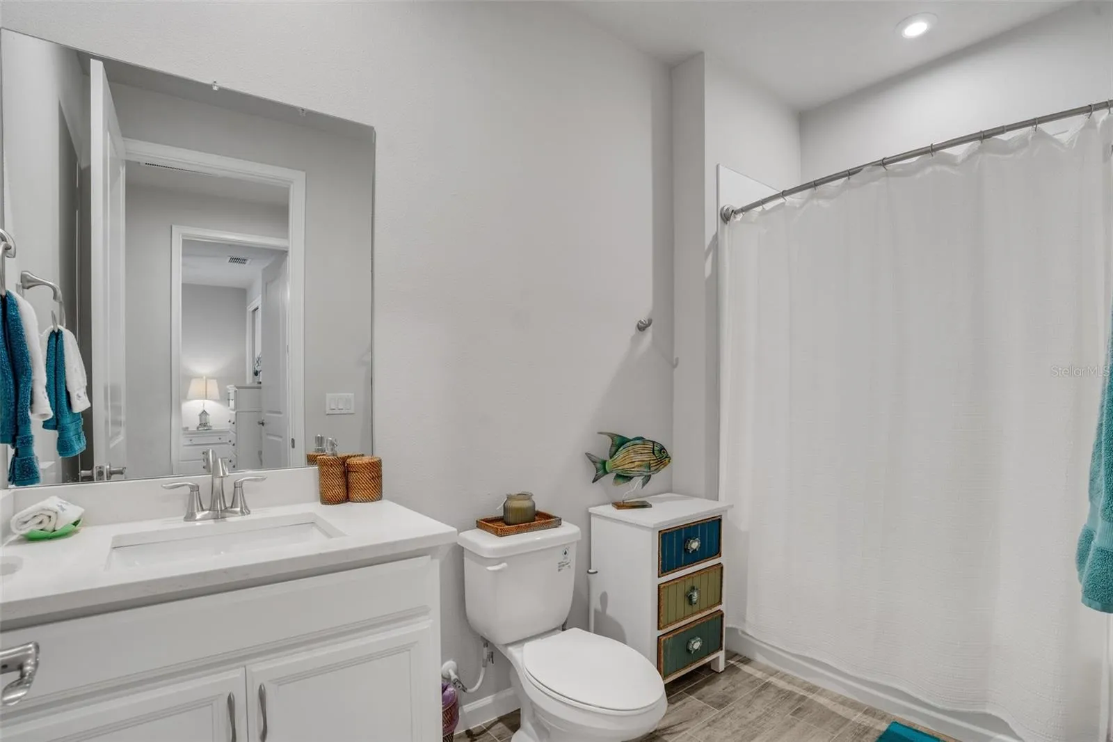 2ND BATHROOM