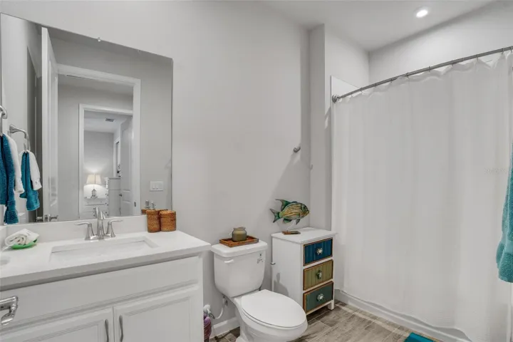 2ND BATHROOM
